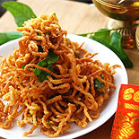 Leftover noodles pakoda