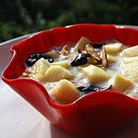 Oats with blueberry jam and apples