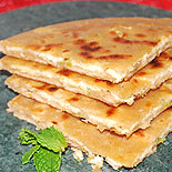 Paneer capsicum paratha