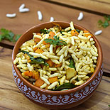 Pori upma-Vegetable puffed rice upma