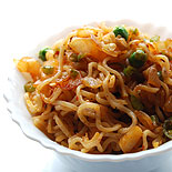 Schezwan noodles for kids