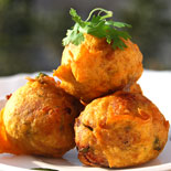 Schezwan potato vada