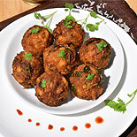 Crispy vermicelli bonda