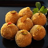 Thinai laddu