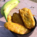 Vazhakkai bajji/ Raw banana bajji