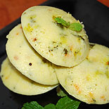 Vegetable idli